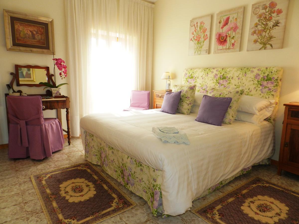 Bed and Breakfast La Scala Fiorita Ананьи Экстерьер фото