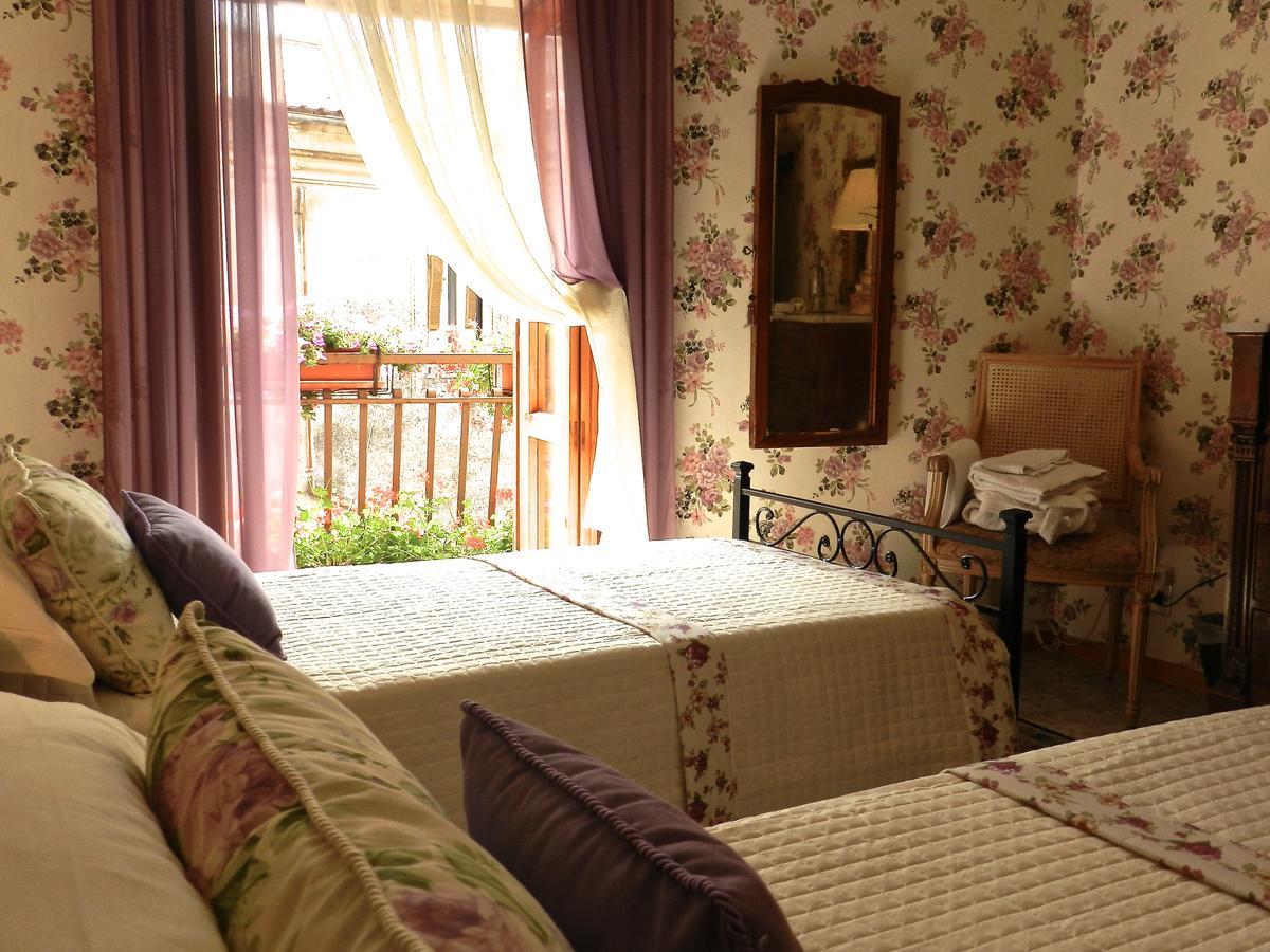 Bed and Breakfast La Scala Fiorita Ананьи Экстерьер фото